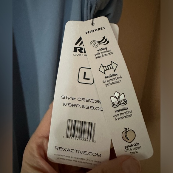 RBX workout top - Picture 3 of 4